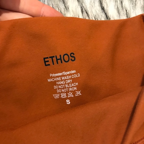 ETHOS All Day Shorts Size Small - Picture 10 of 10